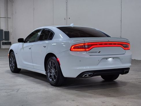 Used 2018 Dodge Charger GT image 11