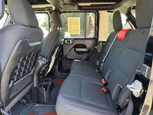 Used 2021 Jeep Wrangler Unlimited Rubicon w/ Cold Weather Group image 22