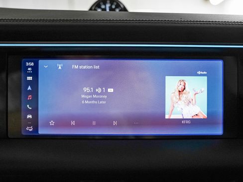 New 2026 Porsche Macan 4 Electric image 20