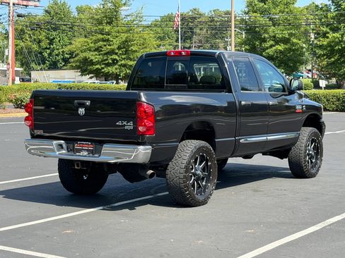 Used 2007 Dodge Ram 3500 Truck Laramie AWD/4WD image 6