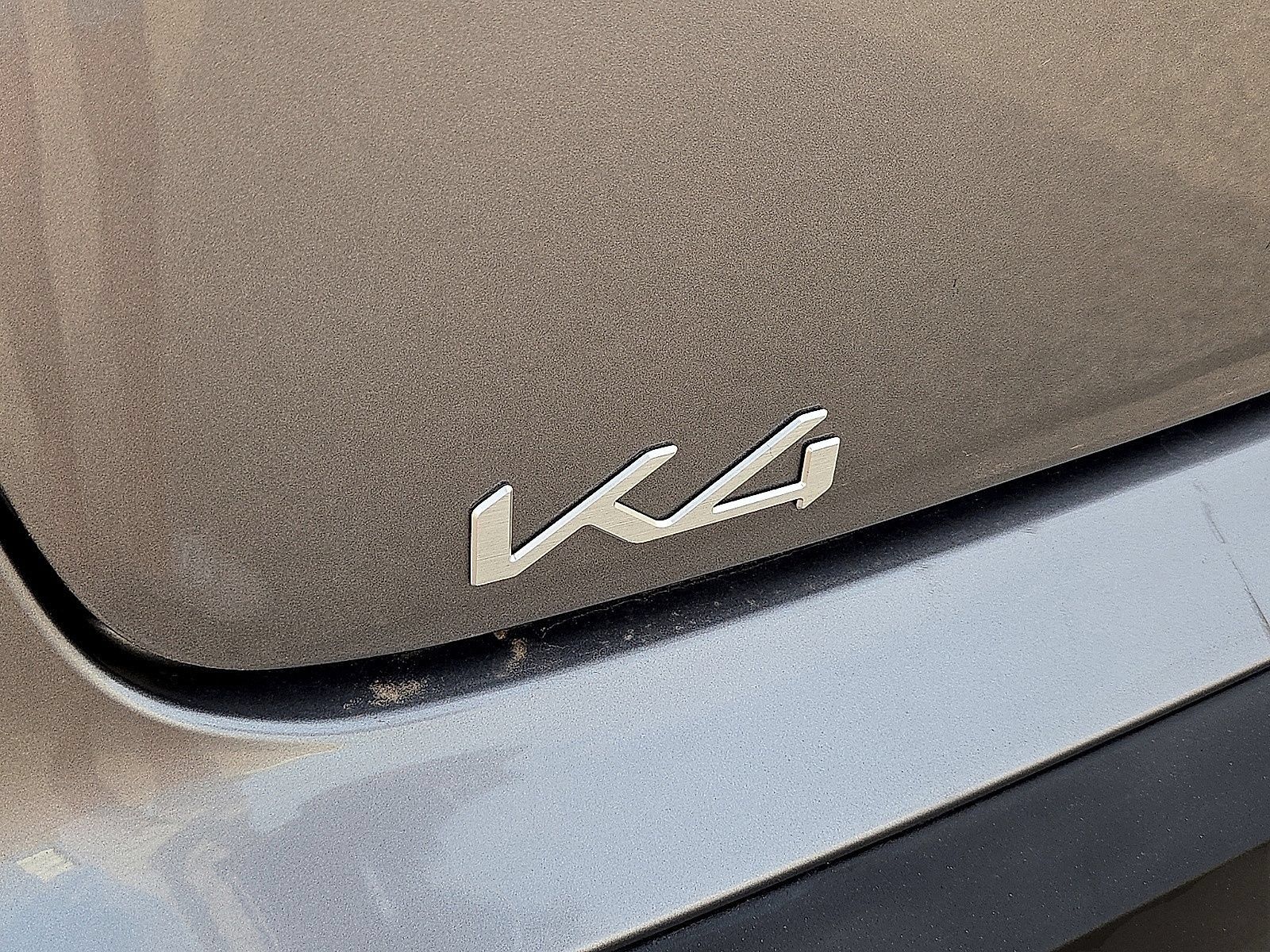 Used 2025 Kia K4 FWD image 11