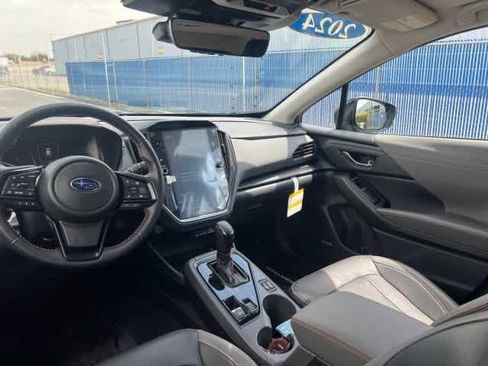 Certified 2024 Subaru Crosstrek 2.5i Limited w/ Crosstrek Mirror Package image 14