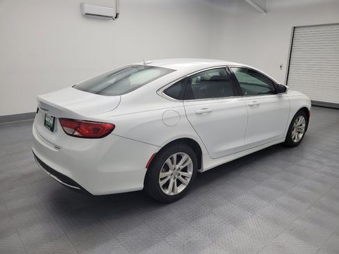 Used 2016 Chrysler 200 Limited w/ Convenience Group FWD image 10