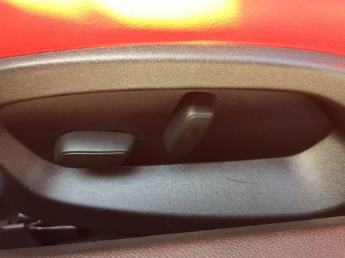 Used 2017 Chevrolet Corvette Z06 w/ Chrome Badge Package image 47