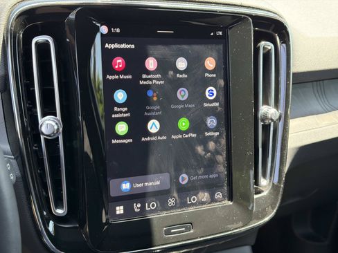 Certified 2023 Volvo XC40 Recharge Ultimate w/ Protection Package Premier AWD/4WD image 11