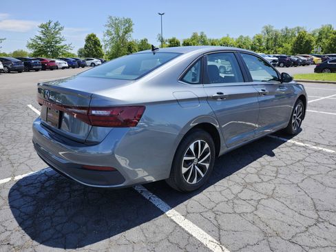 Used 2025 Volkswagen Jetta S FWD image 15