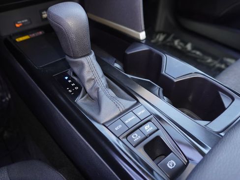 Certified 2025 Toyota Camry LE FWD image 16