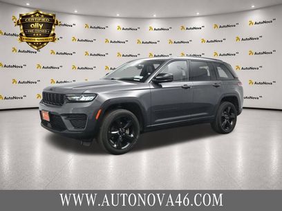Used 2022 Jeep Grand Cherokee Altitude