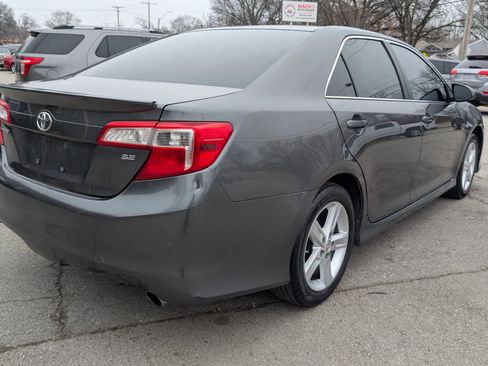 Used 2013 Toyota Camry SE image 8