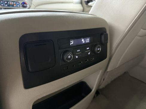 Used 2019 GMC Yukon XL Denali w/ Denali Ultimate Package image 27