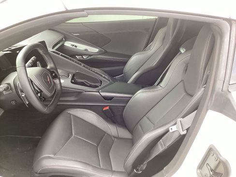 Used 2025 Chevrolet Corvette Stingray Coupe w/ 1LT RWD image 7