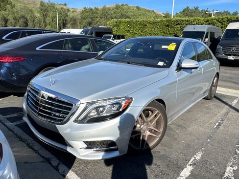 Used 2015 Mercedes-Benz S 550 Sedan image 2