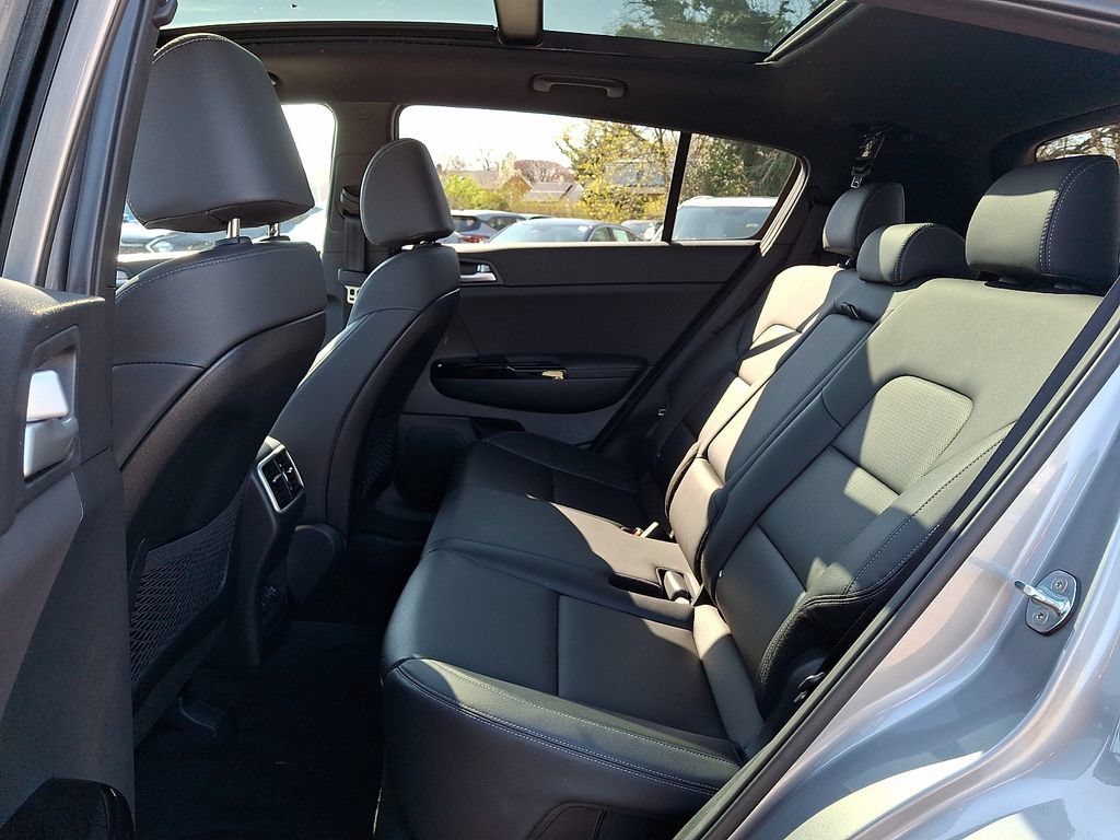 Used 2022 Kia Sportage Nightfall Edition w/ Nighfall AWD Premium Package image 11