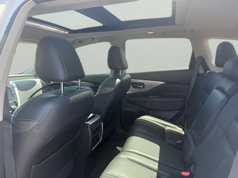 Used 2017 Nissan Murano Platinum w/ Platinum Technology Package AWD/4WD image 11
