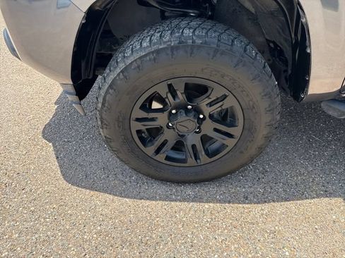 Used 2021 Toyota Tacoma SR w/ SR Convenience Package RWD image 12