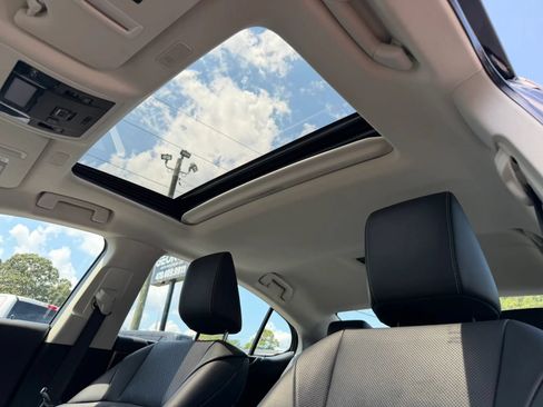 Used 2019 Lexus ES 350 w/ Premium Package FWD image 23