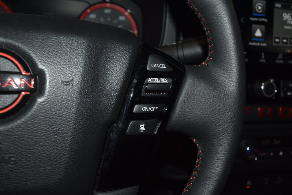 Certified 2025 Nissan Frontier PRO-4X AWD/4WD image 8
