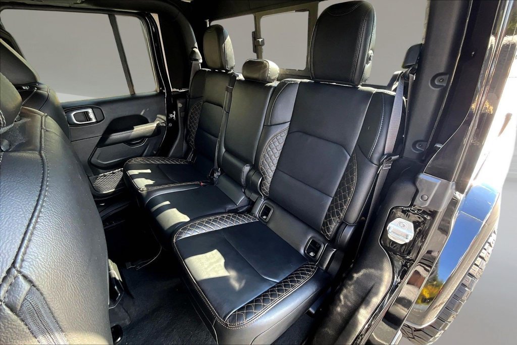 Used 2022 Jeep Gladiator Overland AWD/4WD image 20