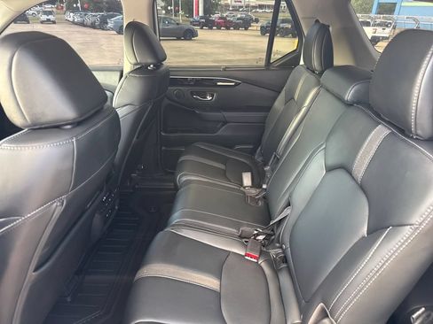 Used 2025 Honda Pilot EX-L image 26
