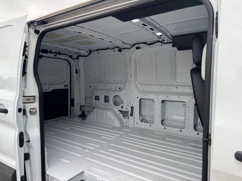 Used 2024 Ford Transit 250 Low Roof RWD image 20
