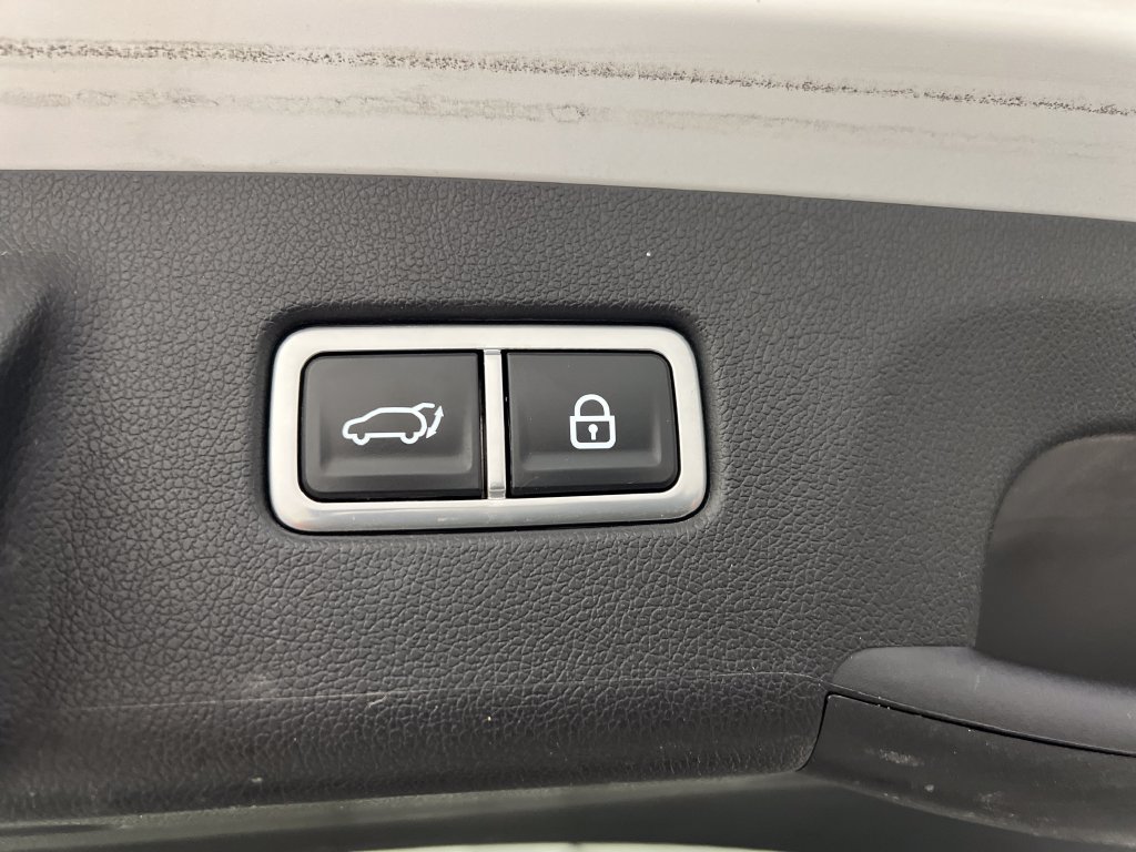 Used 2023 Kia Sorento SX AWD/4WD image 51