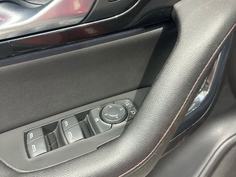 Used 2022 Chevrolet Blazer RS FWD image 19