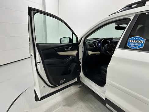 Used 2021 Subaru Ascent Limited w/ Technology Package image 24