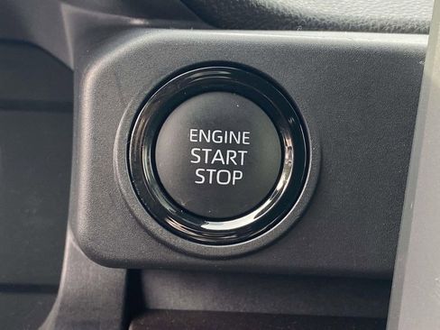 Used 2025 Toyota Tacoma SR5 w/ SR5 Upgrade Package image 28