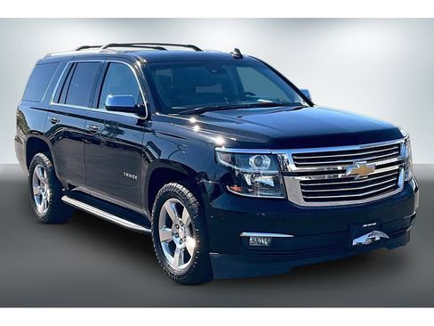 Used 2020 Chevrolet Tahoe Premier AWD/4WD image 3