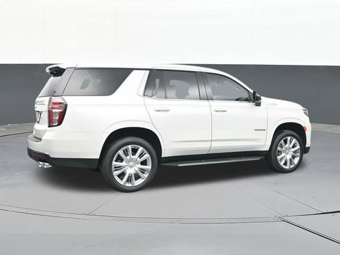 Used 2022 Chevrolet Tahoe High Country AWD/4WD image 16