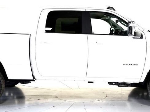 New 2027 RAM 2500 Laramie AWD/4WD image 3