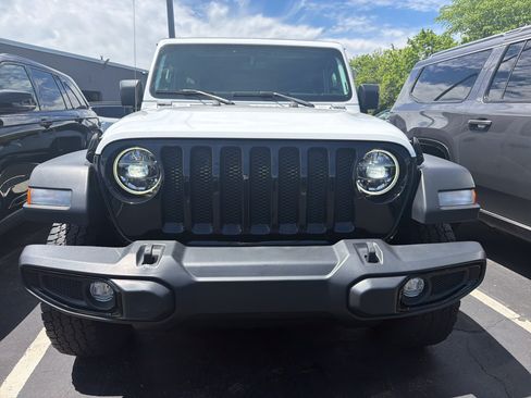 Used 2022 Jeep Wrangler Unlimited Sport AWD/4WD image 2