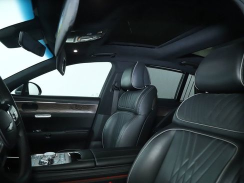 Used 2023 Genesis G90 3.5T AWD/4WD image 21