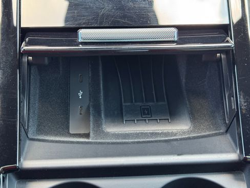 Used 2025 Porsche Panamera GTS AWD/4WD image 34