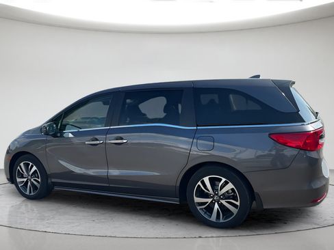 Used 2024 Honda Odyssey Touring image 10