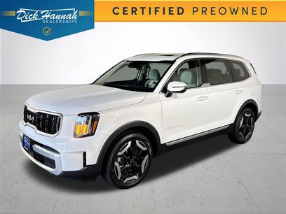 Used 2024 Kia Telluride EX w/ EX Captain's Chair Package