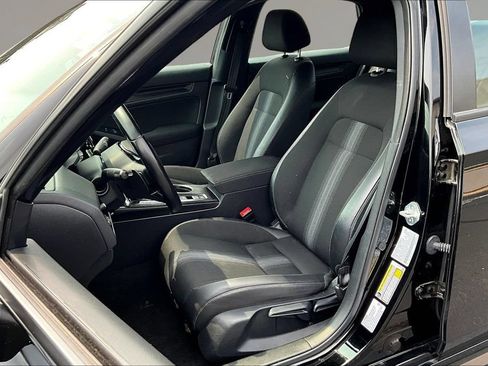 Used 2025 Honda Civic Sport image 17