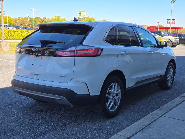 Certified 2024 Ford Edge SEL AWD/4WD image 3