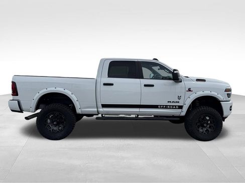 New 2025 RAM 2500 Big Horn AWD/4WD image 6