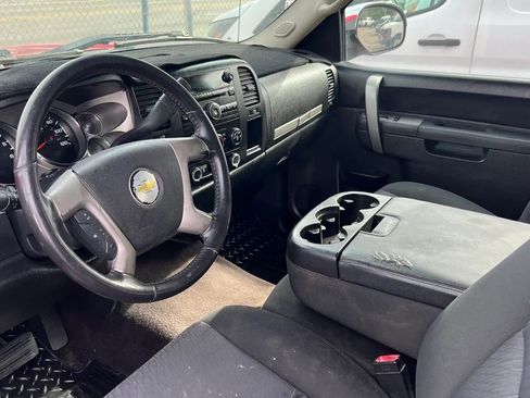 Used 2011 Chevrolet Silverado 1500 LT image 9
