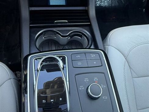 Used 2018 Mercedes-Benz GLS 550 4MATIC image 11