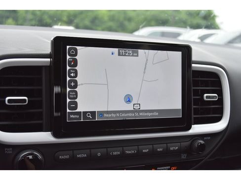 New 2025 Hyundai Venue Limited image 25