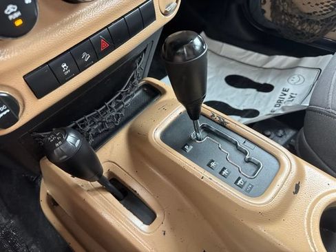 Used 2013 Jeep Wrangler Unlimited Sport AWD/4WD image 19