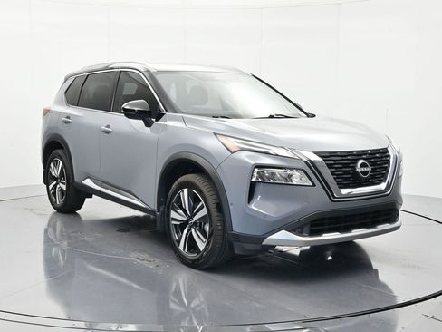 Used 2022 Nissan Rogue Platinum w/ Head-Up Display Package FWD image 3