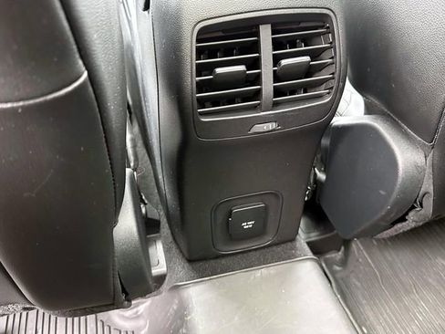 Used 2020 Ford Escape Titanium AWD/4WD image 15