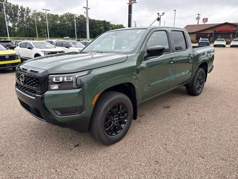 New 2026 Nissan Frontier SV w/ SV Convenience Package AWD/4WD image 3