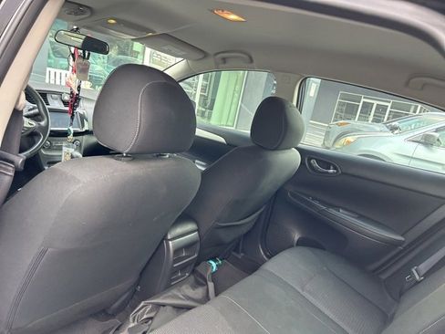 Used 2019 Nissan Sentra S image 19