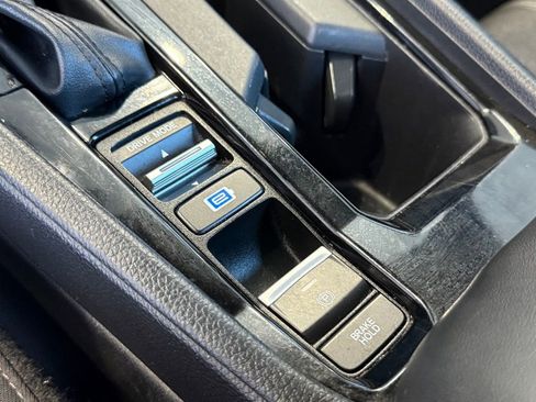 Used 2024 Honda Accord Sport image 30