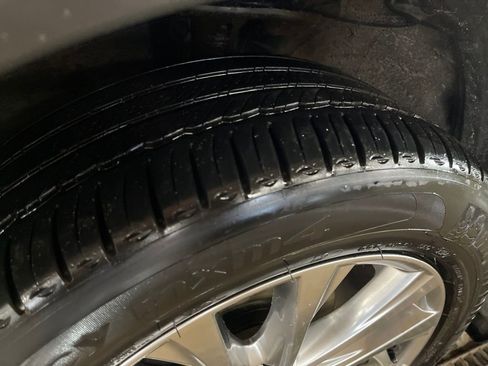 Used 2016 Toyota RAV4 Limited image 27