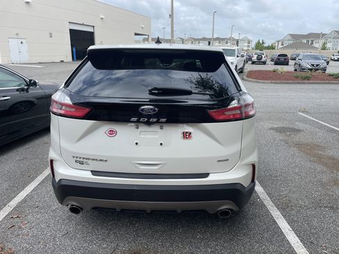 Used 2024 Ford Edge Titanium w/ Equipment Group 301A AWD/4WD image 8
